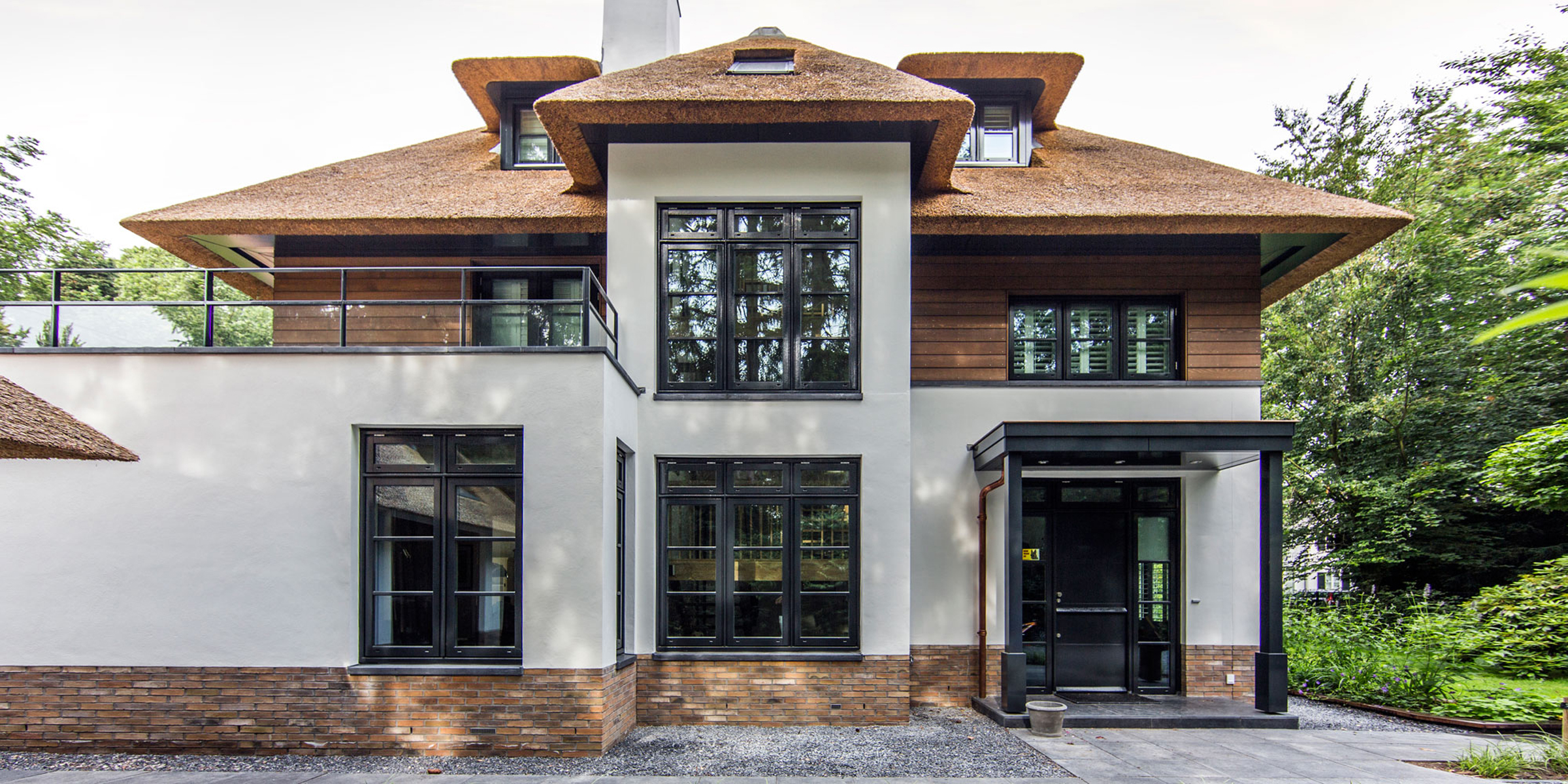 Landelijk moderne rietgedekte villa Naarden